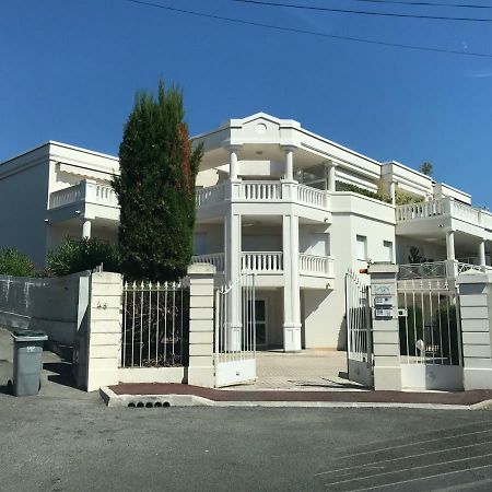 Luxury Residence Fabron Nisa Exterior foto